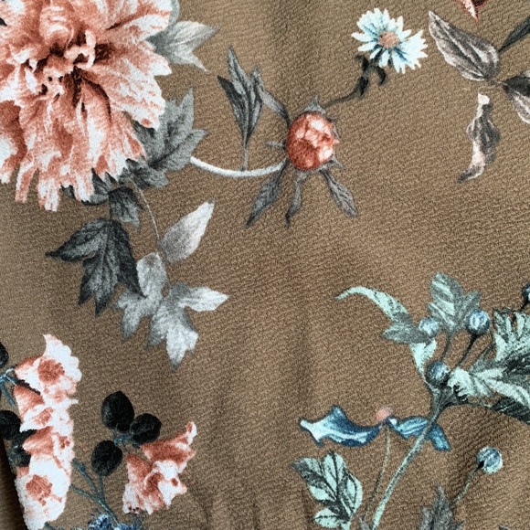 Floral Bodysuit, size small - Picture 2 of 3